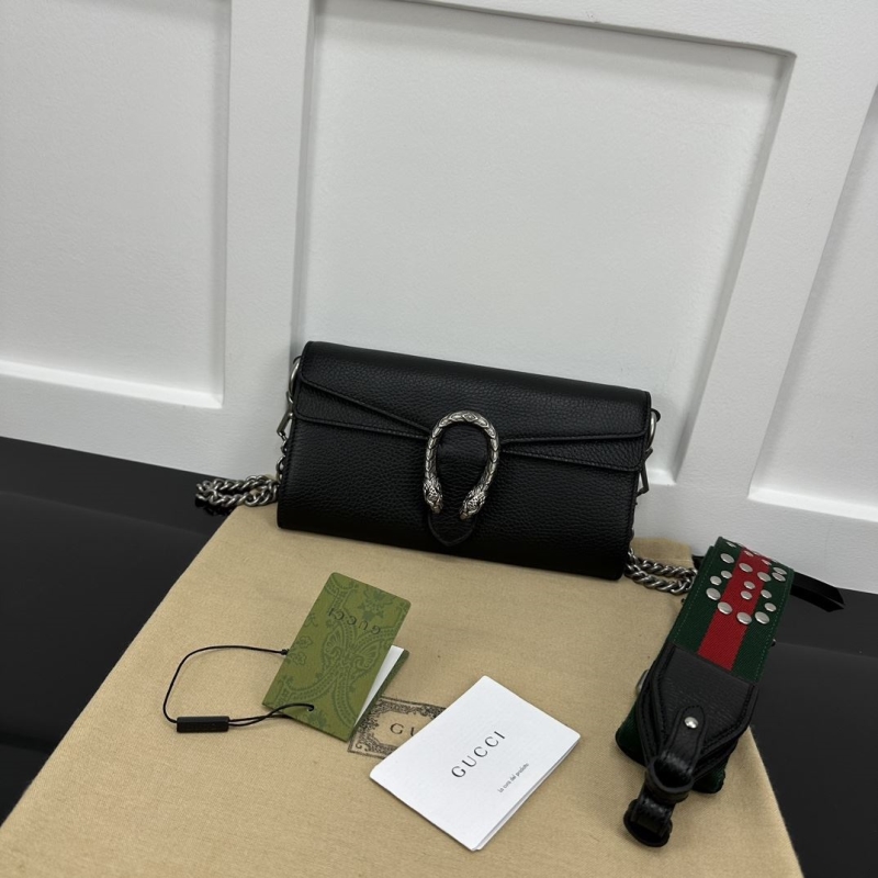 G*u*i wallets & purse